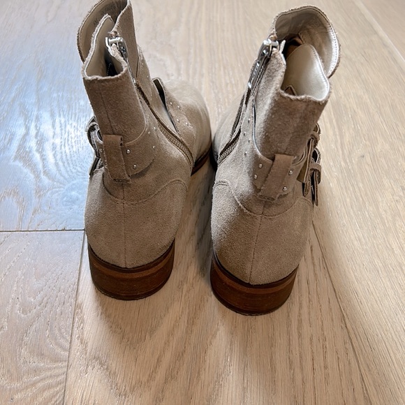 Tan suede moto boot. - Picture 3 of 5